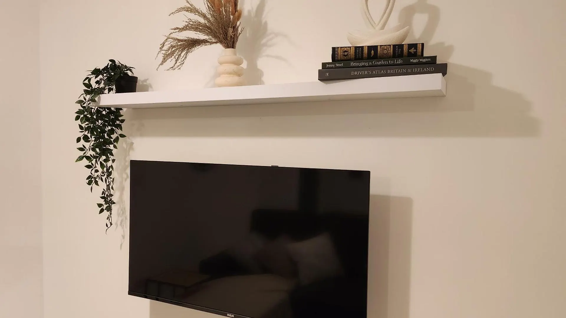 Apartment Aparthotel Flat 1 - 10 Min To Centre By Property Promise Cardiff