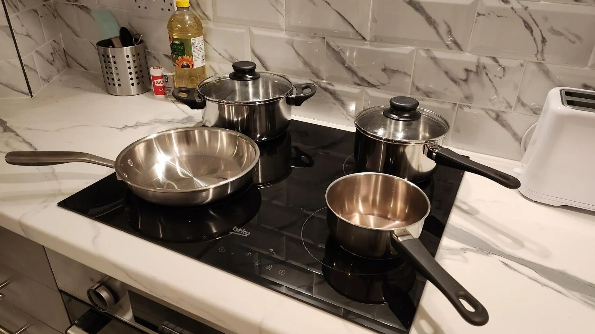 Aparthotel Flat 1 - 10 Min To Centre By Property Promise Cardiff 0*,  United Kingdom