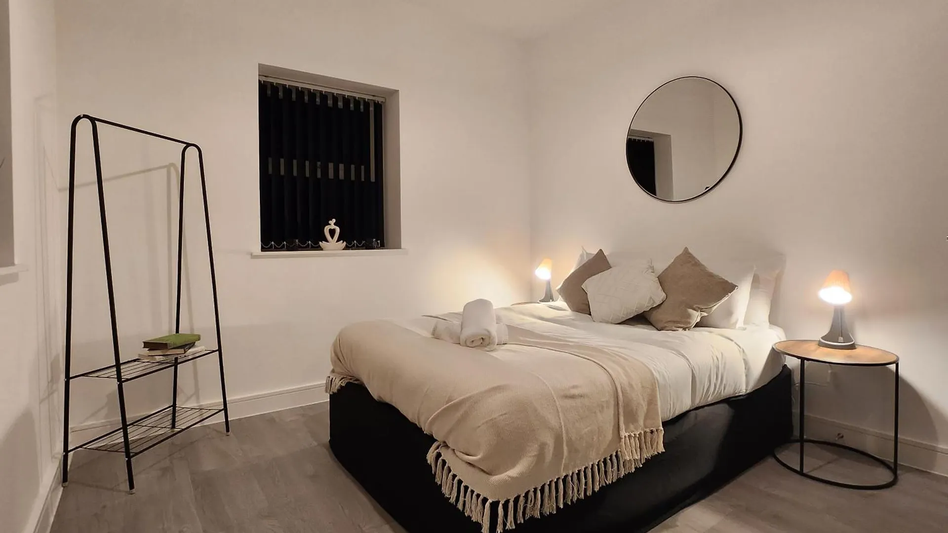 Apartment Aparthotel Flat 1 - 10 Min To Centre By Property Promise Cardiff
